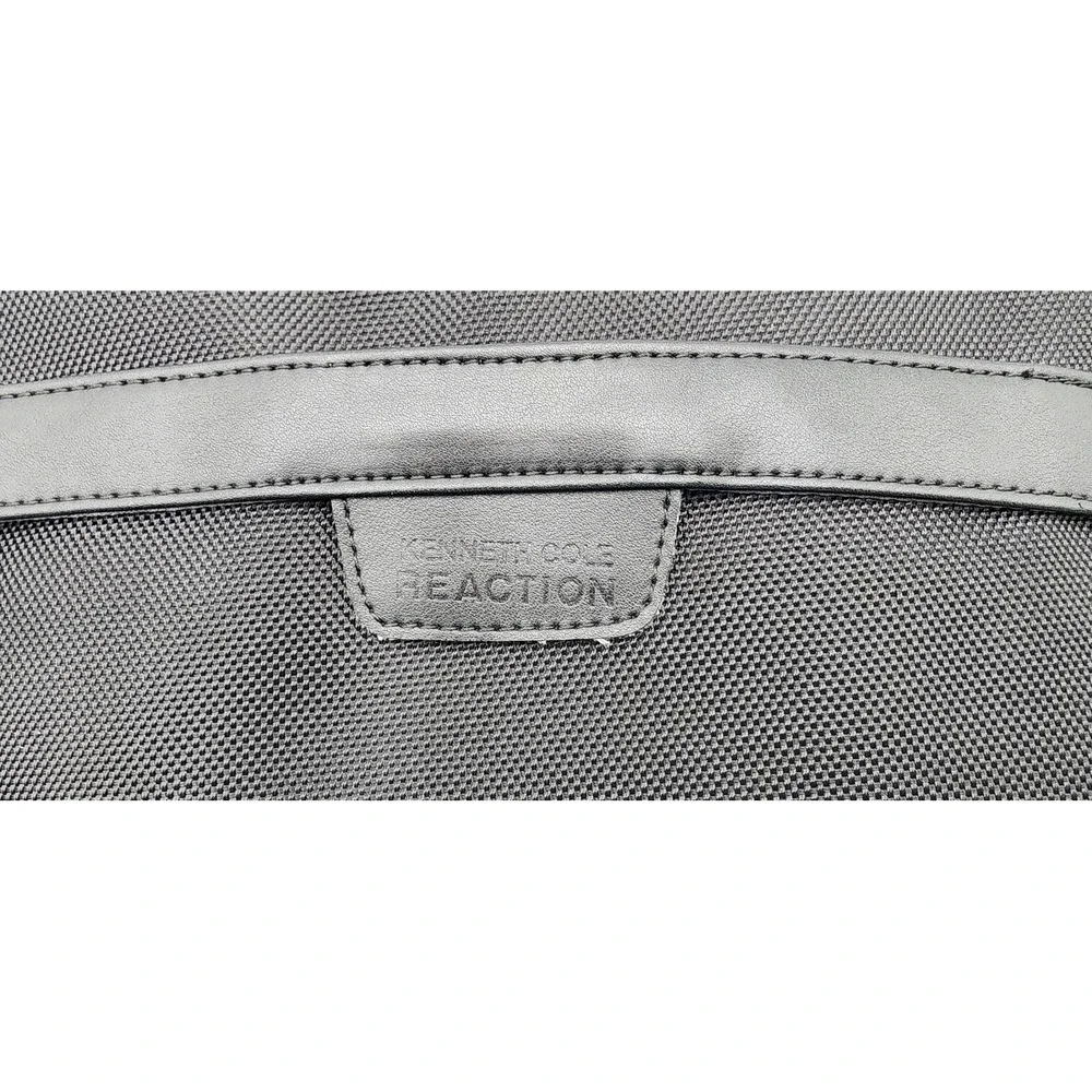 Kenneth Cole Reaction R-Tech Messenger Bag Mens Black Tech Tablet Case EXC
